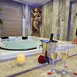 Loveroom La Garconn'hyeres Ιέρ