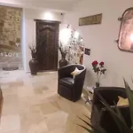 Ξενοδοχείο Loveroom La Garconn'hyeres