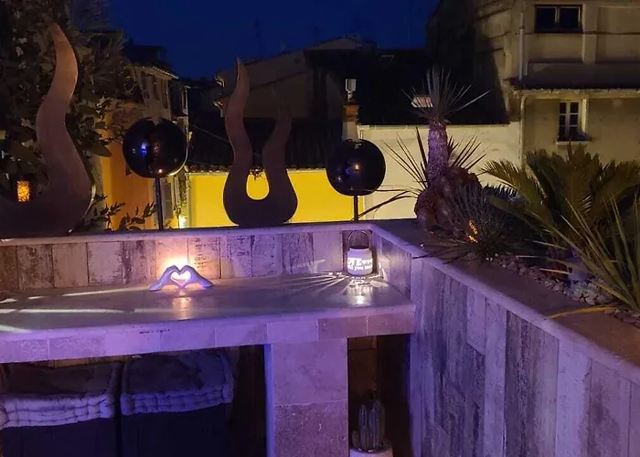 Loveroom La Garconn'hyeres 耶尔