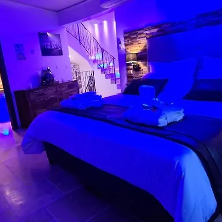 Apartamento Loveroom La Garçonn'hyères *