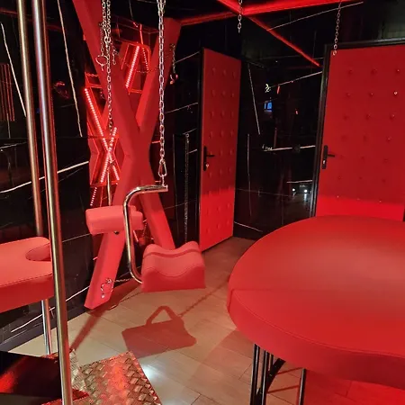 מלון Loveroom La Garconn'hyeres הייר