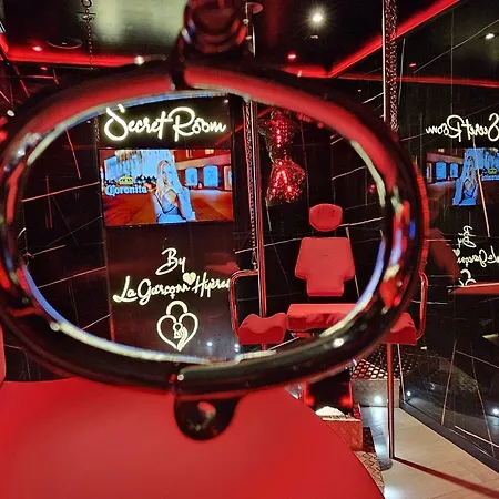 מלון Loveroom La Garconn'hyeres הייר