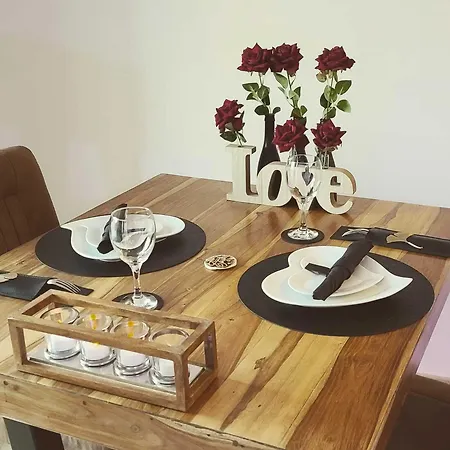 Loveroom La Garconn'hyeres 아파트