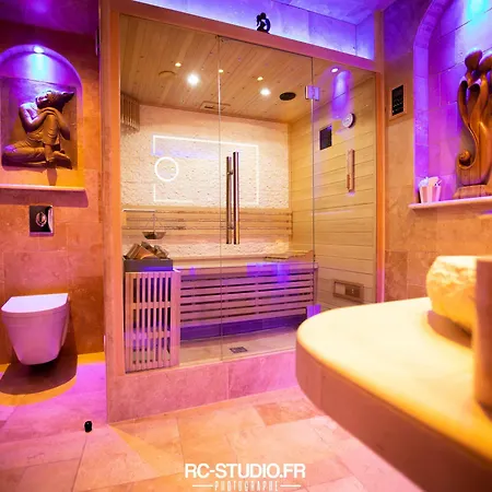 Loveroom La Garconn'hyeres 아파트 *