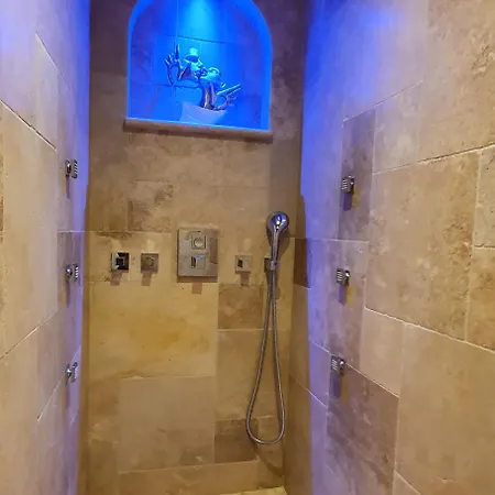 Loveroom La Garconn'hyeres *