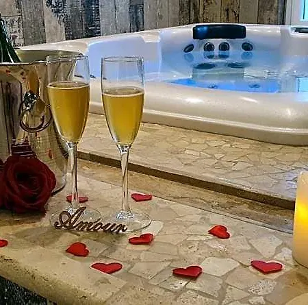 Apartman Loveroom La Garconn'hyeres Hyères
