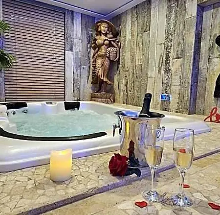 Loveroom La Garconn'hyeres *