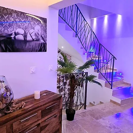 Apartman Loveroom La Garconn'hyeres